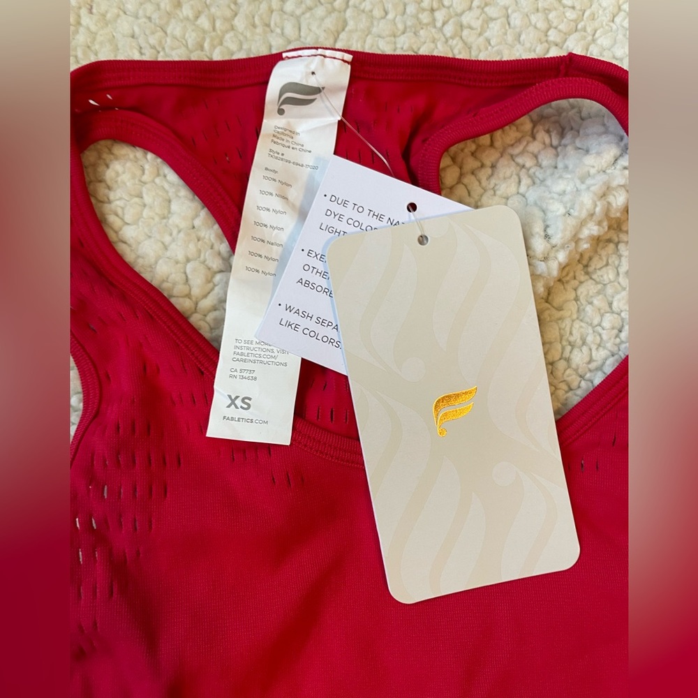 Fabletics Exercise Top - Picture 2 of 3
